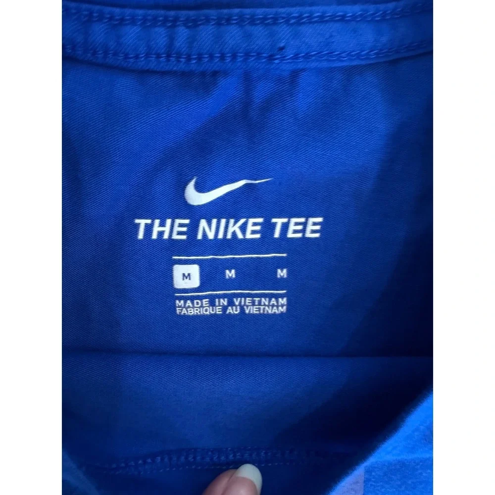Nike Boys Blue All Over Print‎ Logo Graphic T-Shirt Medium CV8962-480 Just Do It